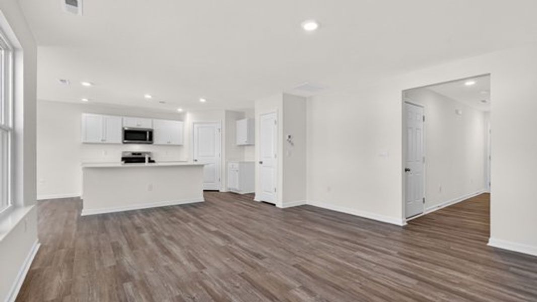 Spacious, unfurnished interior of a new home in Laurel Oaks, Sanford (Image 13). Spacious, unfurnished interior of a new home in Laurel Oaks, Sanford (Image 13).