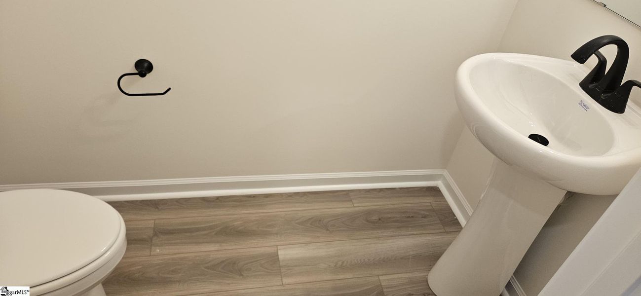 Image 23 of a home in Sedona.