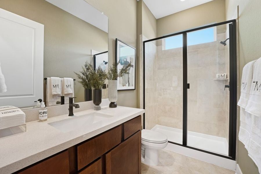 Representative furnished interior of a home built from the Mesa by Taylor Morrison in Silverleaf 60s, Cedar Creek (Image 28).
