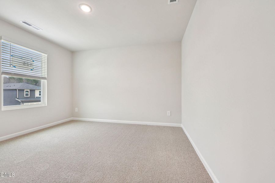 18-web-or-mls-Raleigh - Oak Manor - 617