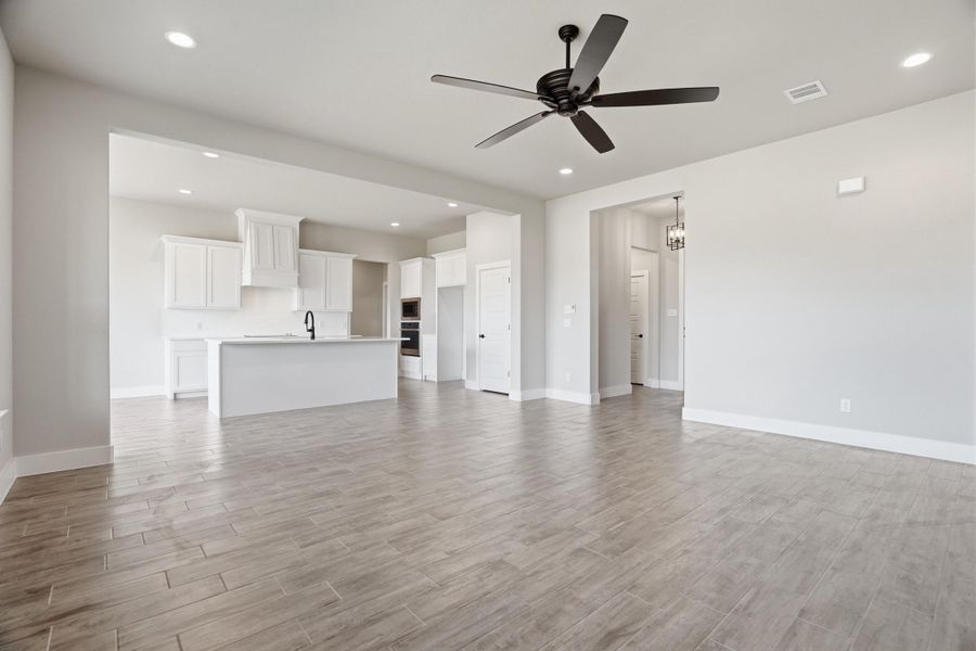 Spacious, unfurnished interior of a new home in Taylor Ranch, Springtown (Image 48).