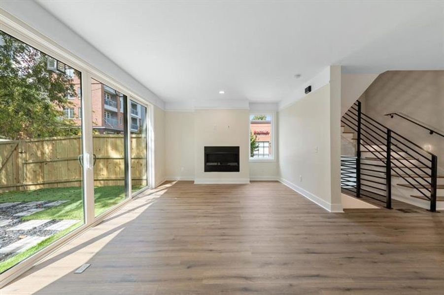 Spacious, unfurnished interior of a new home in The Berkeleys, Atlanta (Image 36).