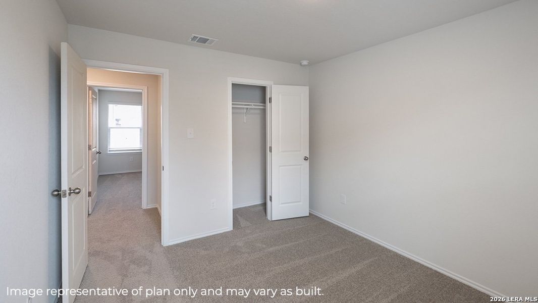 Spacious, unfurnished interior of a new home in Seneca Trails, San Antonio (Image 25).