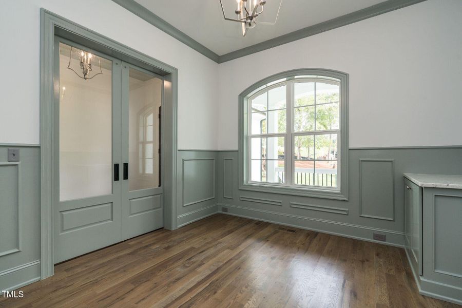 006-1920x1080-office-study