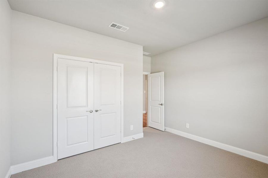 Photo is not of the actual home, but is an inspirational photo of builder’s model home and may depict options, furnishings, and/or decorator features that are not included.