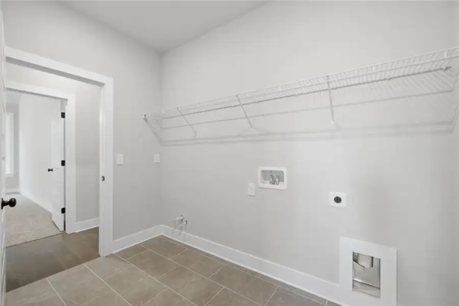 Spacious, unfurnished interior of a new home in , Gainesville (Image 51). Spacious, unfurnished interior of a new home in , Gainesville (Image 51).