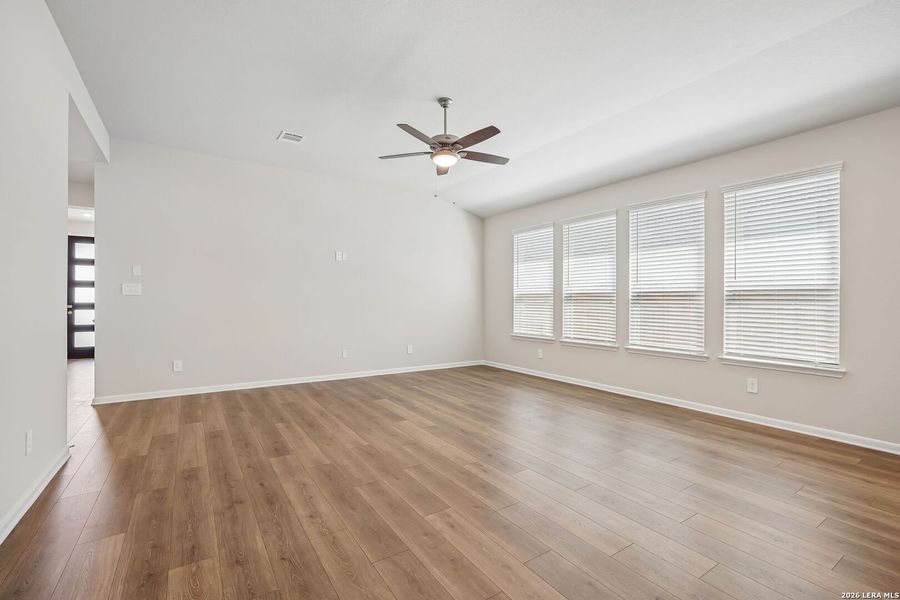Spacious, unfurnished interior of a new home in Arcadia Ridge - Premier Series, San Antonio (Image 19). Spacious, unfurnished interior of a new home in Arcadia Ridge - Premier Series, San Antonio (Image 19).
