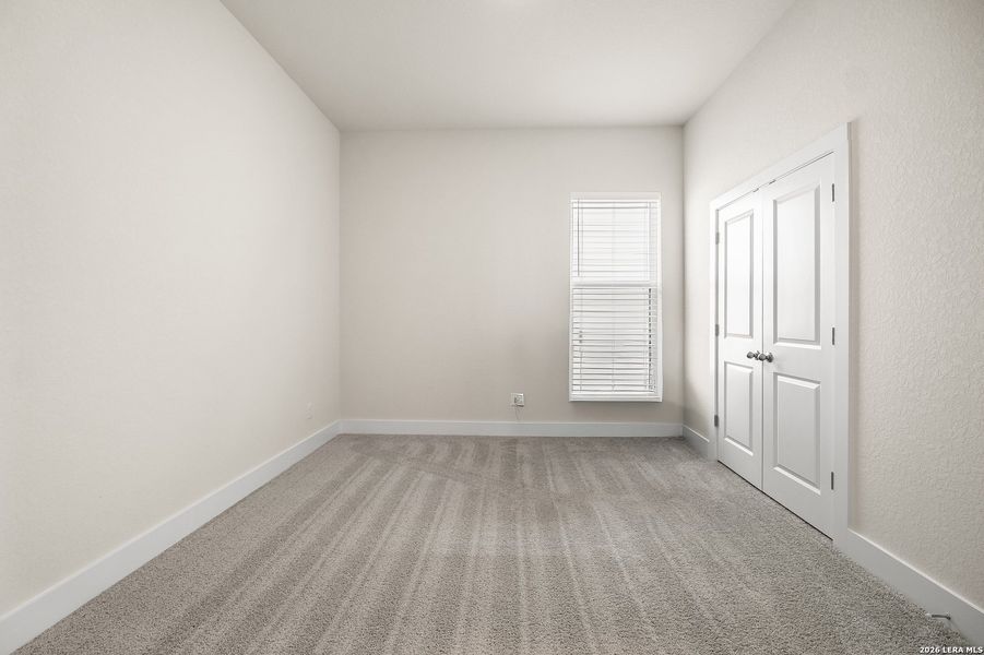 Spacious, unfurnished interior of a new home in Westridge, San Antonio (Image 23).