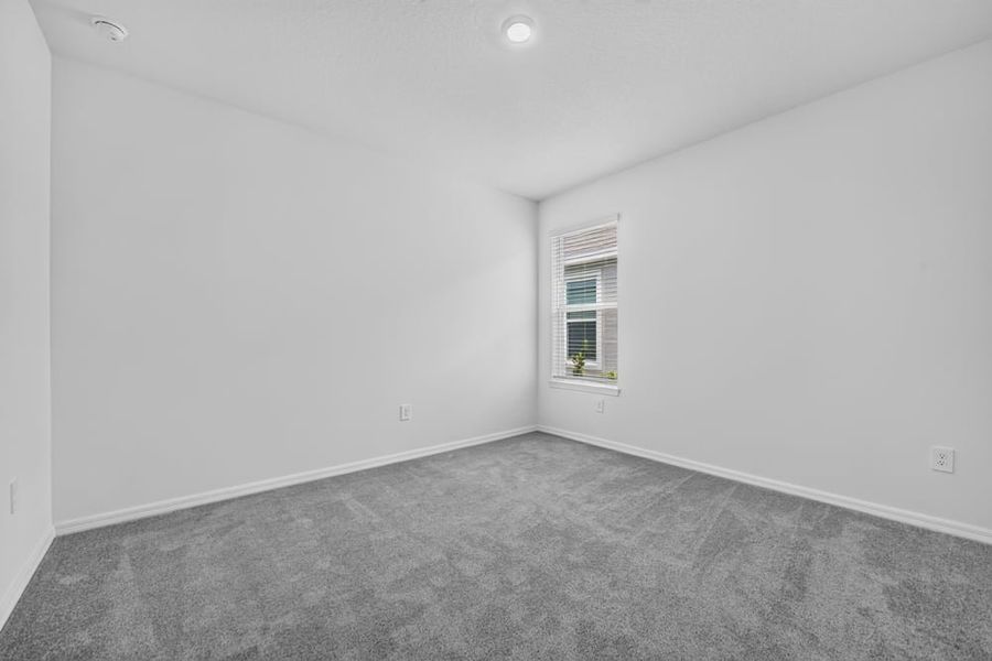 Spacious, unfurnished interior of a new home in Center Lake Ranch Community Group Page, St. Cloud (Image 32).