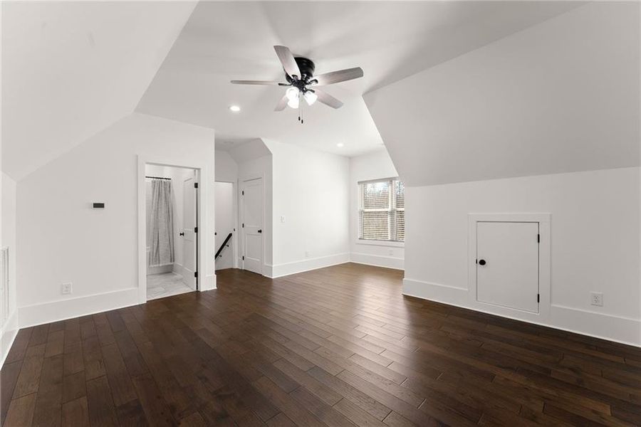 Spacious, unfurnished interior of a new home in , Cleveland (Image 62).