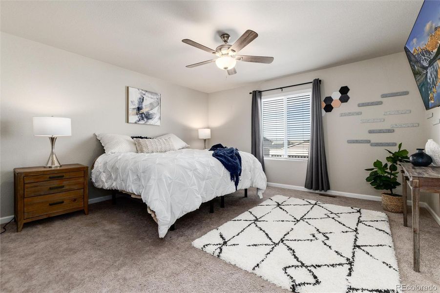 Spacious primary bedroom.