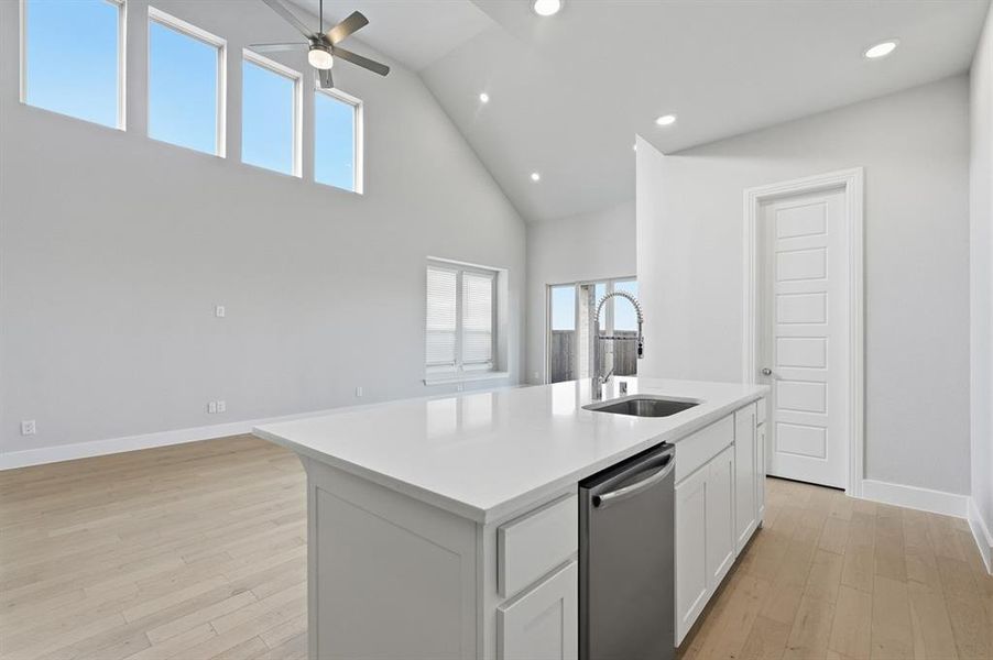 Furnished interior view inside a new home in Sandbrock Ranch, Aubrey (Image 11).