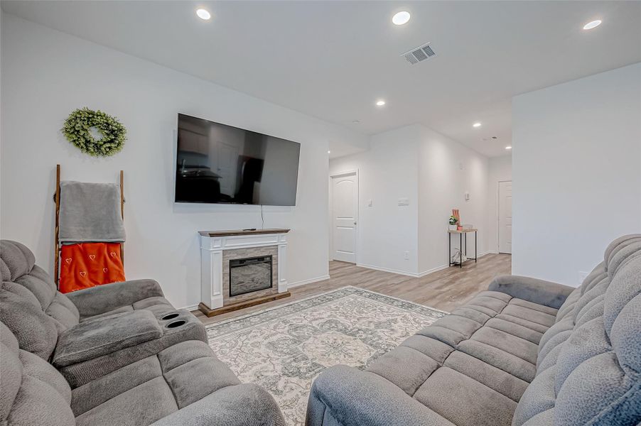 Furnished interior view inside a new home in Mill Creek, Magnolia (Image 29).