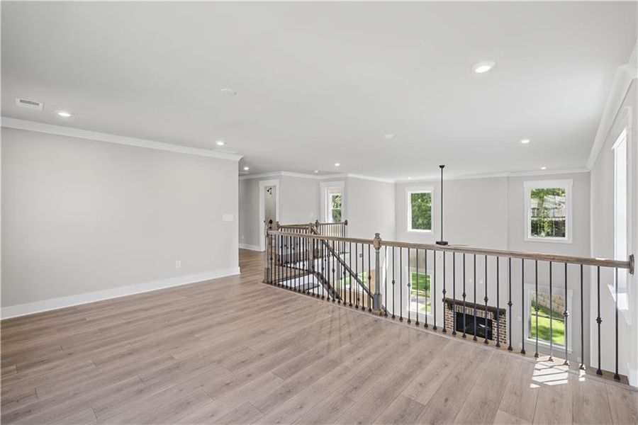 Spacious, unfurnished interior of a new home in Springside Reserve, Powder Springs (Image 20).