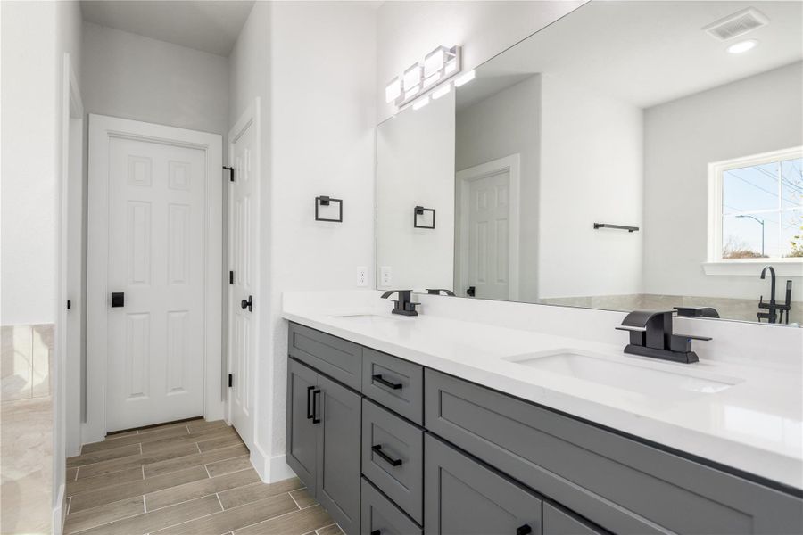 Furnished interior view inside a new home in , Houston (Image 14).