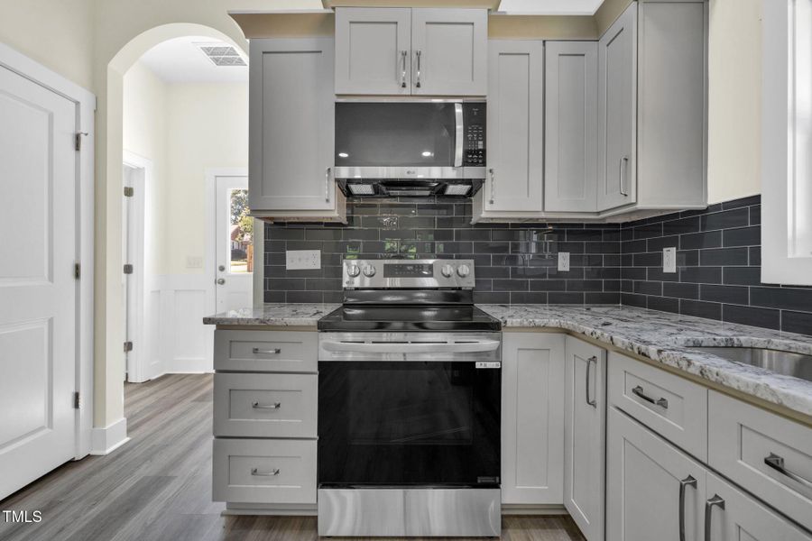 18-web-or-mls-untitled-27 18-web-or-mls-untitled-27