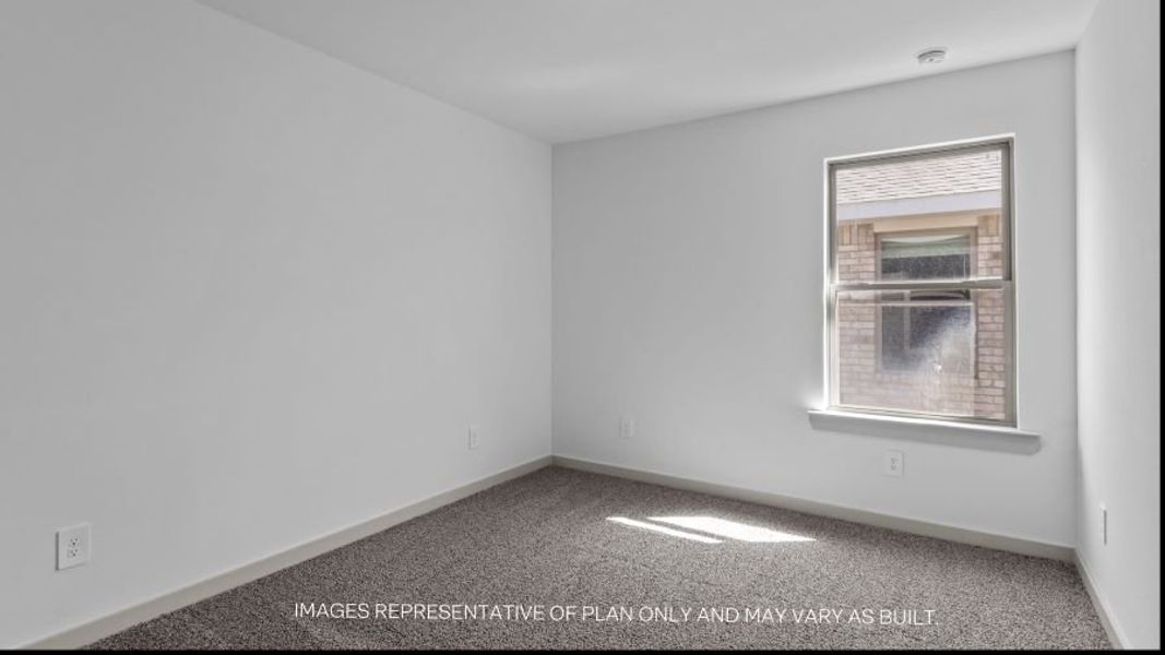 Spacious, unfurnished interior of a new home in Allen Farms, Lubbock (Image 11).