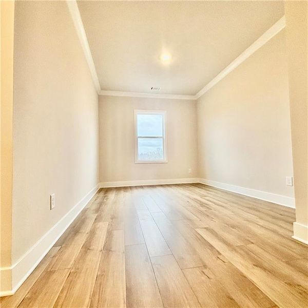 Spacious, unfurnished interior of a new home in Rosewood Lake Estates, Hoschton (Image 18).