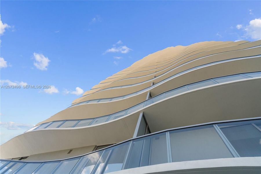 Condo located in Miami, FL showcasing its design and architecture (Image 36). Condo located in Miami, FL showcasing its design and architecture (Image 36).