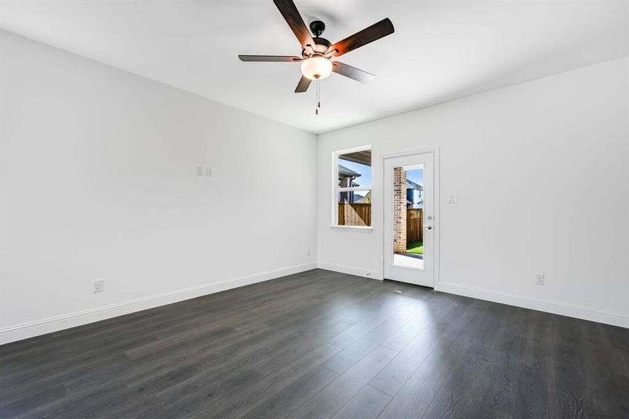 124 North Sky Drive ~ Ready Now 124 North Sky Drive ~ Ready Now