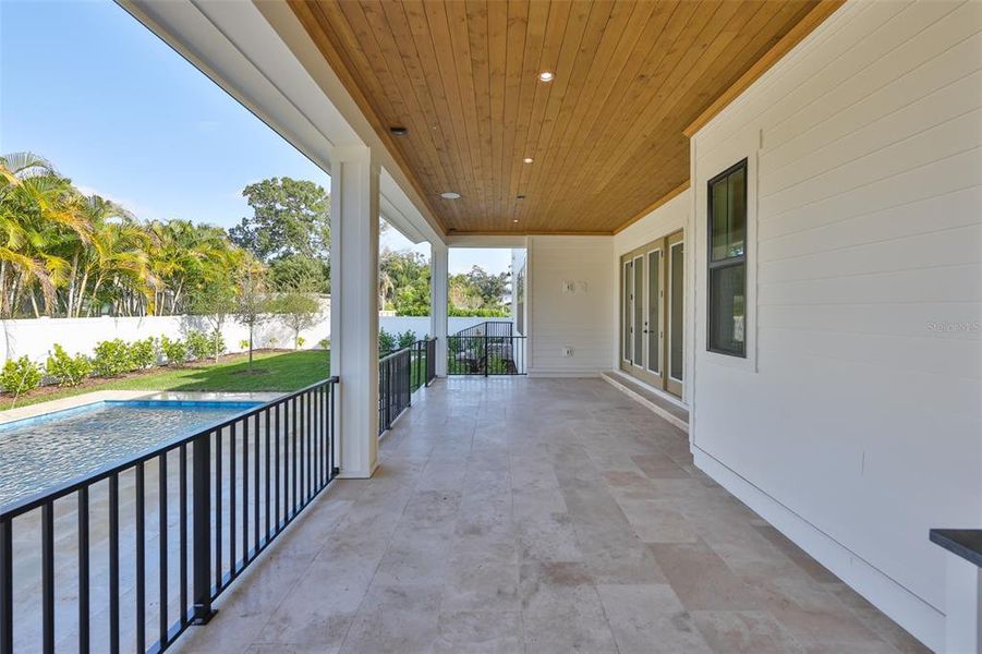 Exterior details and patio area of a home in , Tampa (Image 44).