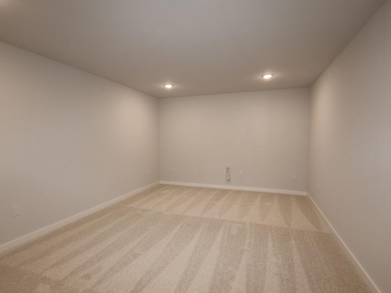 Spacious, unfurnished interior of a new home in Barksdale, Leander (Image 17).