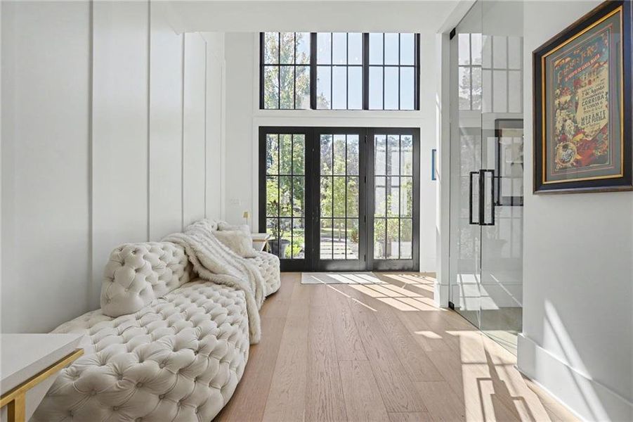 Furnished interior view inside a new home in , Alpharetta (Image 35).