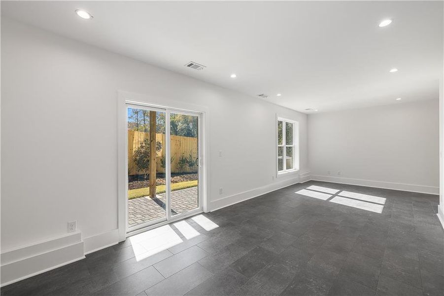 Spacious, unfurnished interior of a new home in , Smyrna (Image 26).