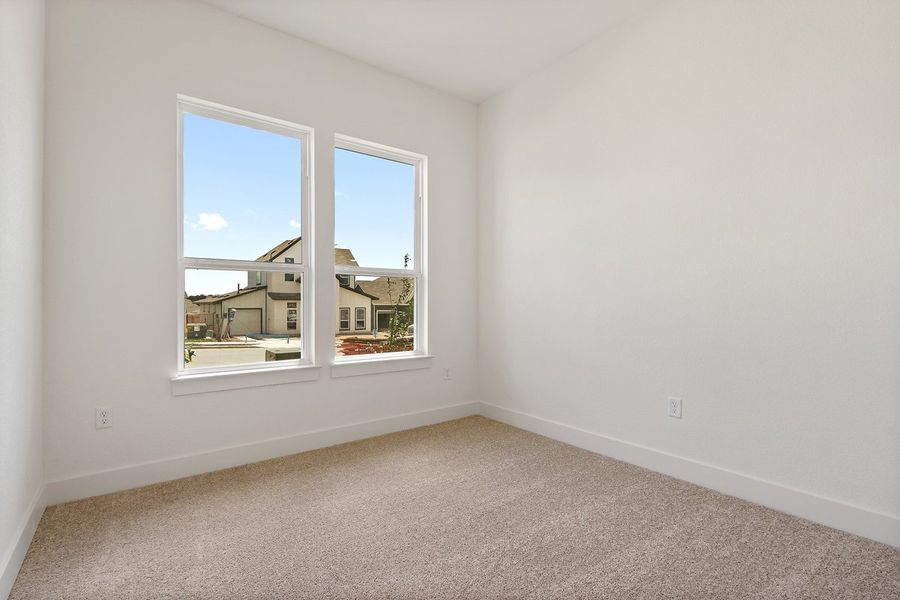 Spacious, unfurnished interior of a new home in Loyola, Austin (Image 14).