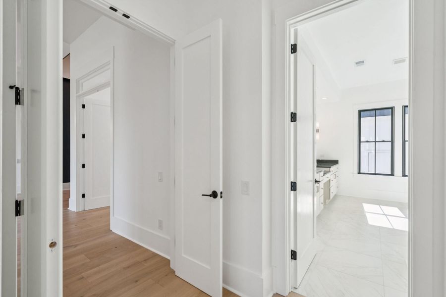 Spacious, unfurnished interior of a new home in , Ravenel (Image 67).