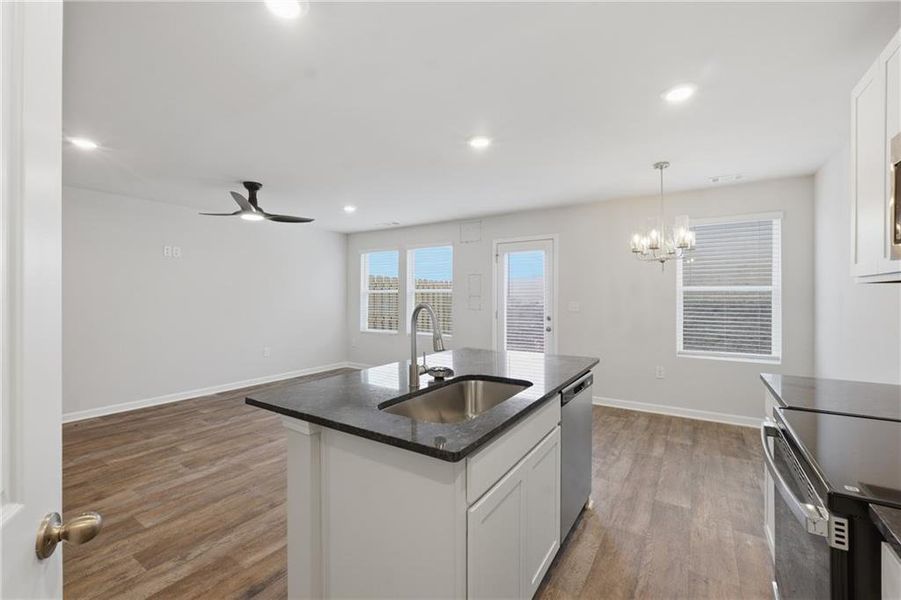 Furnished interior view inside a new home in Moss Creek, Hogansville (Image 7).