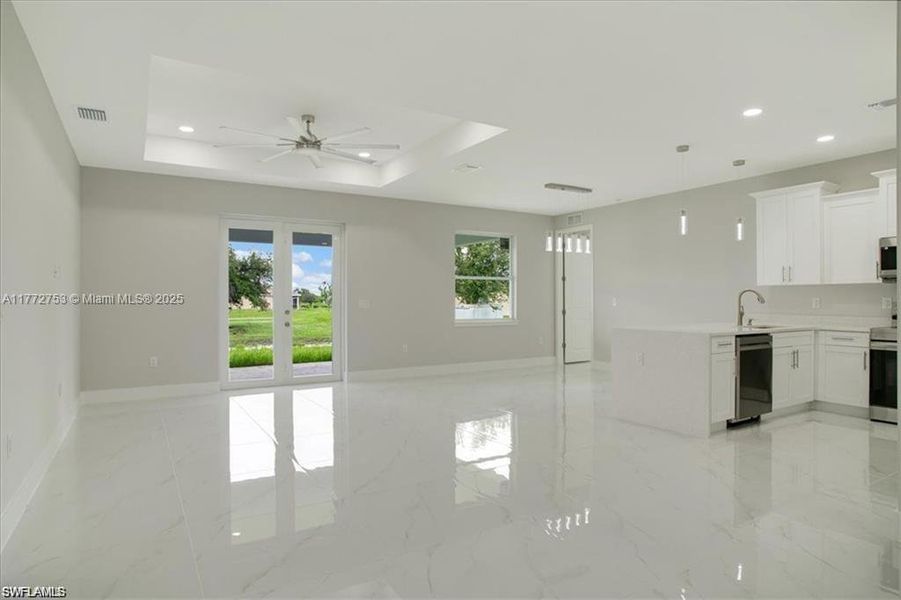 Spacious, unfurnished interior of a new home in , Lehigh Acres (Image 13).
