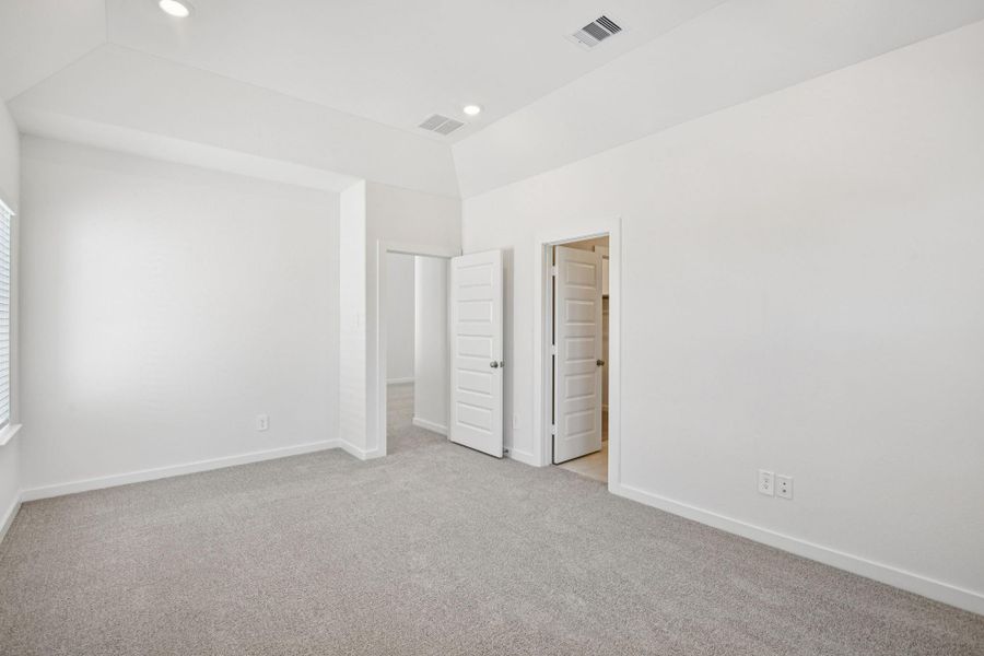 Photo is not of the actual home, but is an inspirational photo of builder’s model home and may depict options, furnishings, and/or decorator features that are not included Photo is not of the actual home, but is an inspirational photo of builder’s model home and may depict options, furnishings, and/or decorator features that are not included