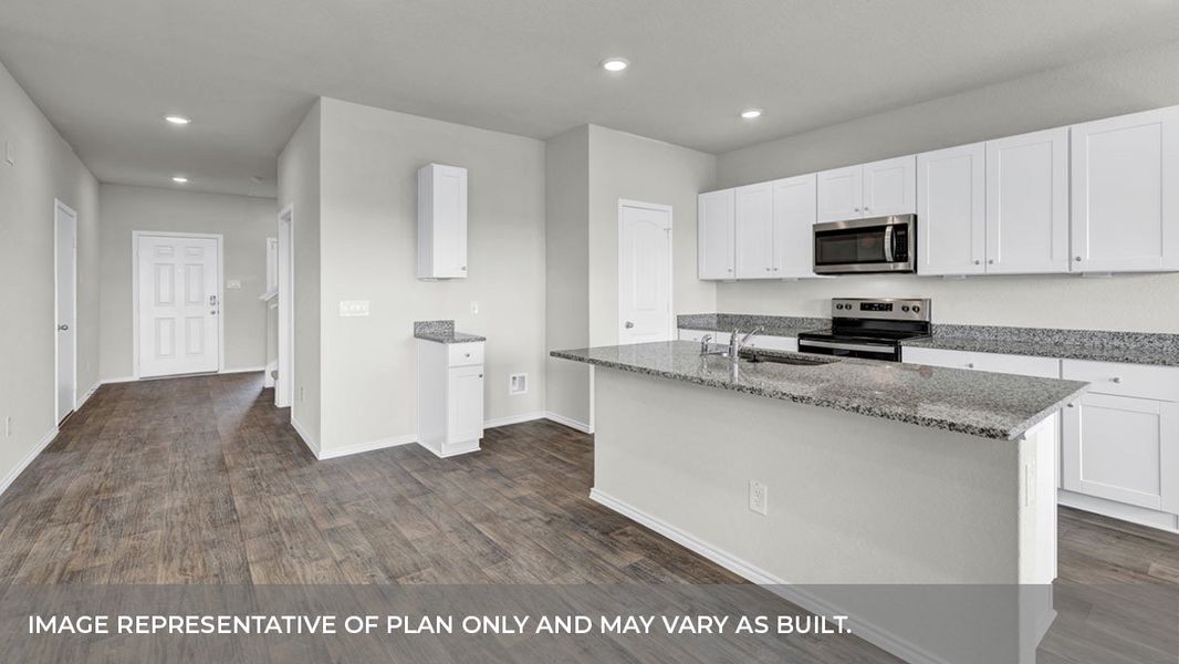Furnished interior view inside a new home in Arroyo Ranch, Seguin (Image 7).