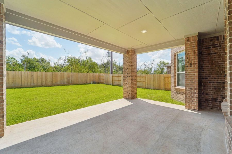 Exterior details and patio area of a home in Kingdom Heights, Rosenberg (Image 25). Exterior details and patio area of a home in Kingdom Heights, Rosenberg (Image 25).