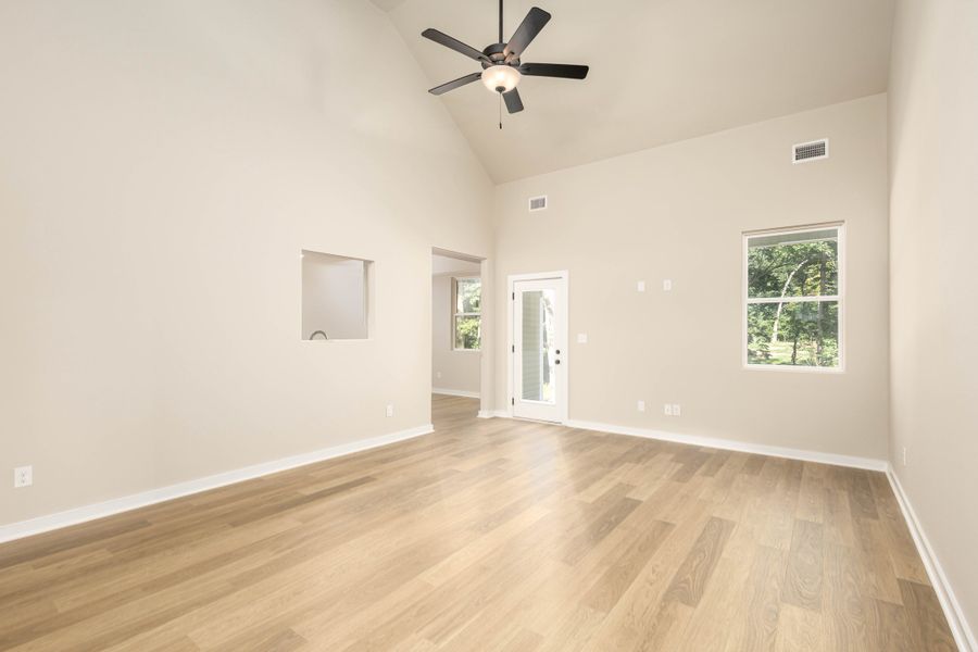Representative unfurnished interior of a home built from the Sycamore 4 by Nason Homes in Woodland Farms, Dickson (Image 21).