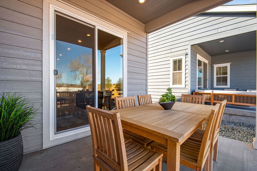 Representative exterior details of a home built from the 3405 by Tri Pointe Homes in Westside Crossing, Berthoud (Image 29).