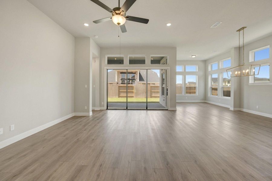 Spacious, unfurnished interior of a new home in Brookewater - Ascent Collection, Rosenberg (Image 23).