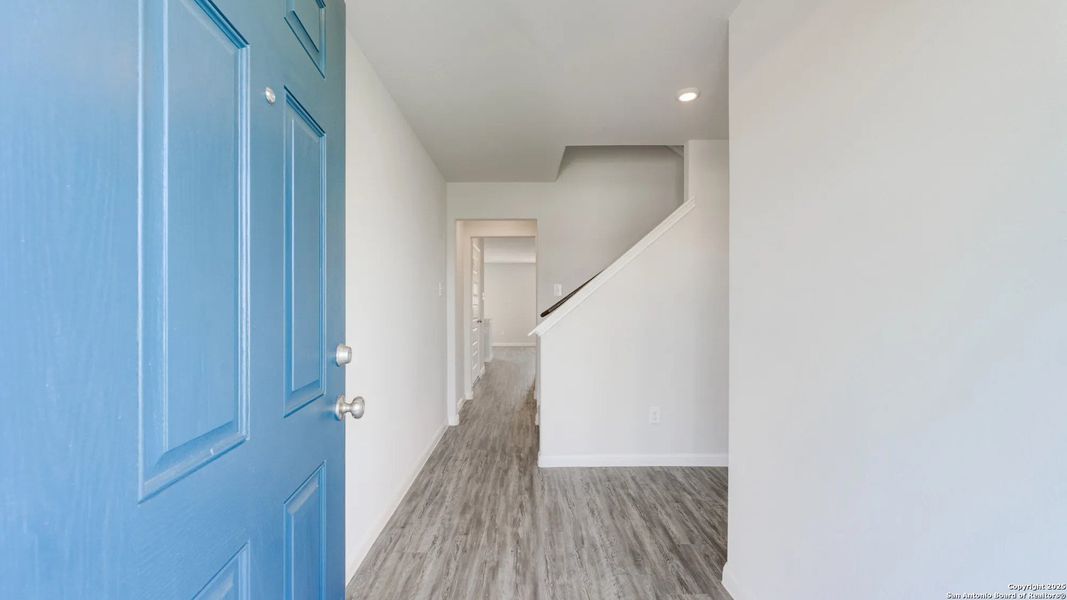 Spacious, unfurnished interior of a new home in Las Colinas, Kenedy (Image 13). Spacious, unfurnished interior of a new home in Las Colinas, Kenedy (Image 13).