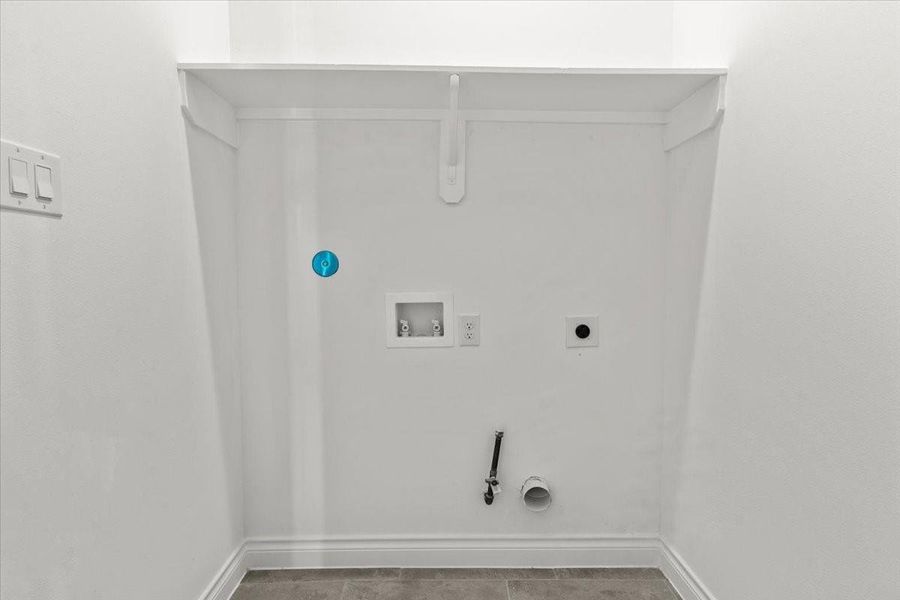 Spacious, unfurnished interior of a new home in , Houston (Image 32).