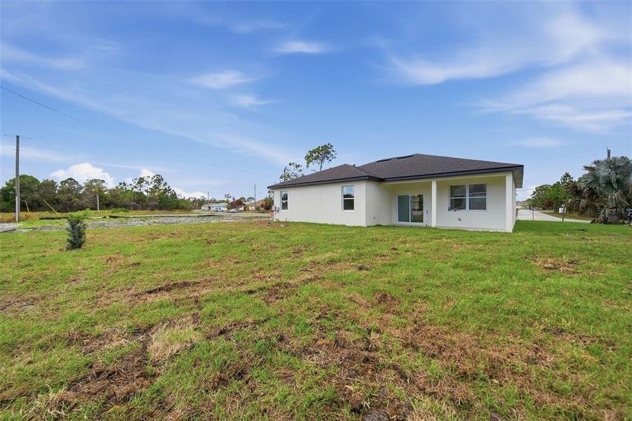 Exterior details and patio area of a home in , Palm Bay (Image 20).
