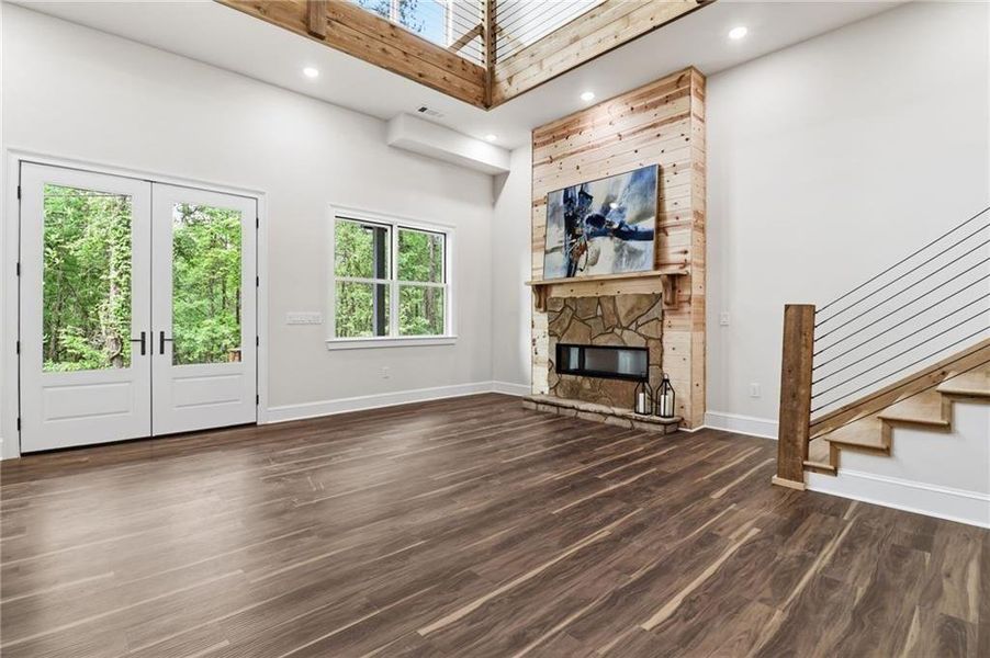 Spacious, unfurnished interior of a new home in , Acworth (Image 60).