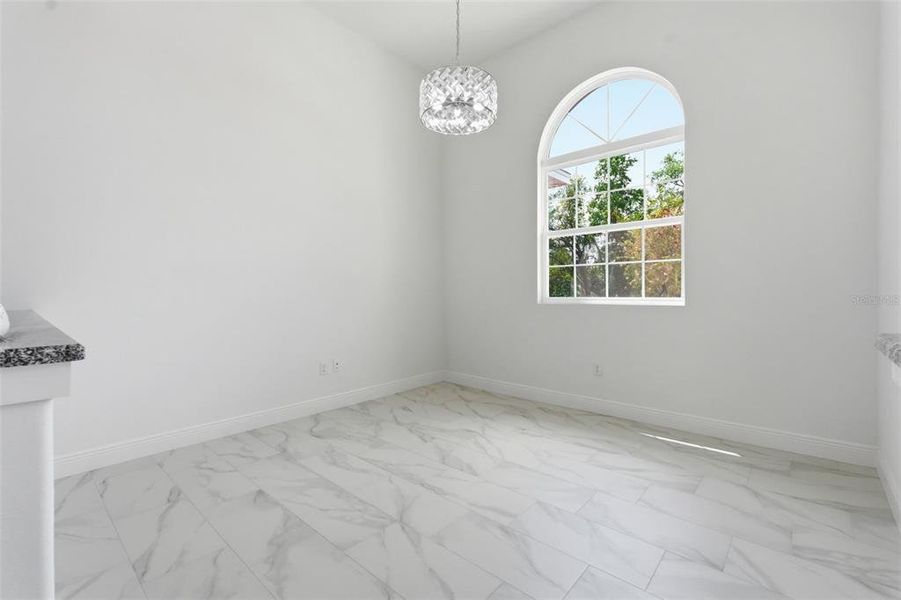 Spacious, unfurnished interior of a new home in , Hernando (Image 29).