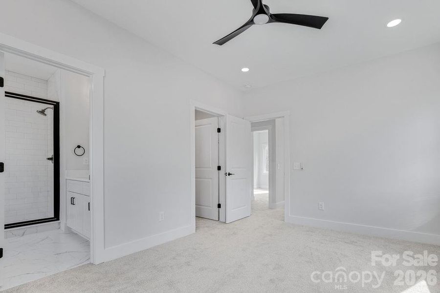 Spacious, unfurnished interior of a new home in , Gastonia (Image 22).