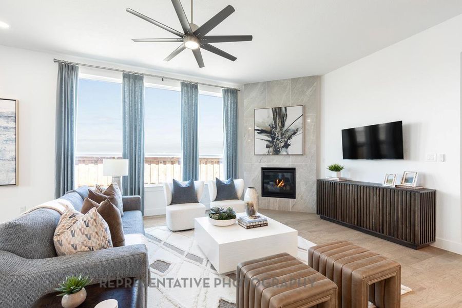 Furnished interior view inside a new home in Riceland: 50ft. lots, Mont Belvieu (Image 14).