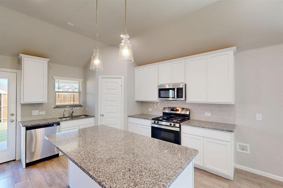 Furnished interior view inside a new home in Meadow Park, Ponder (Image 9).