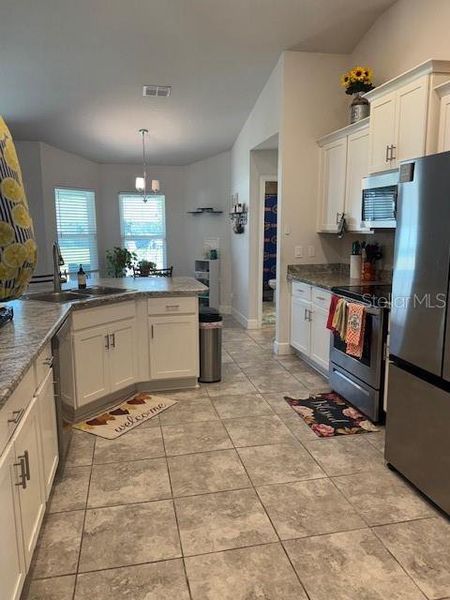 Furnished interior view inside a new home in Knights Landing, Lakeland (Image 11).