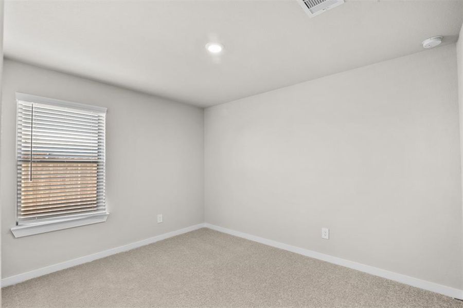 Image 14 of a home in Magnolia Ridge.