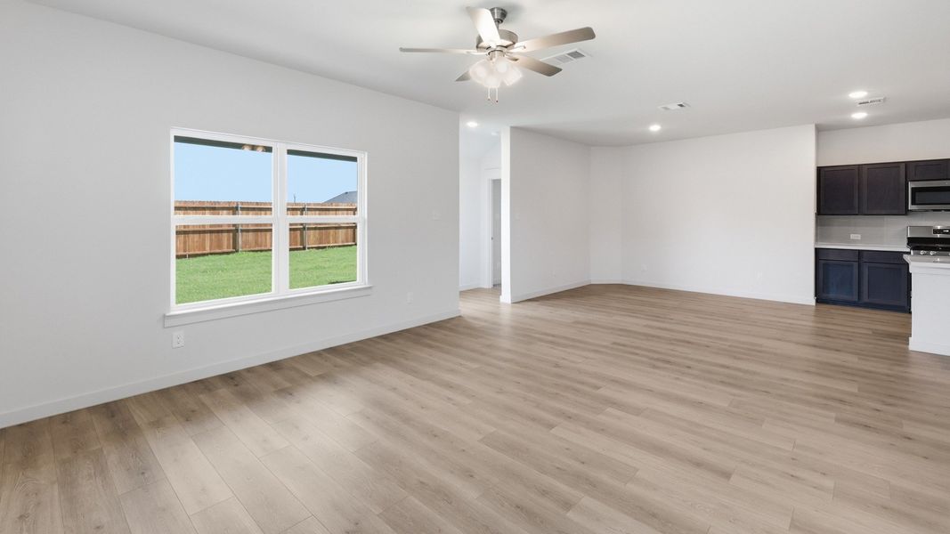 Furnished interior view inside a new home in Morningside, Farmersville (Image 16).