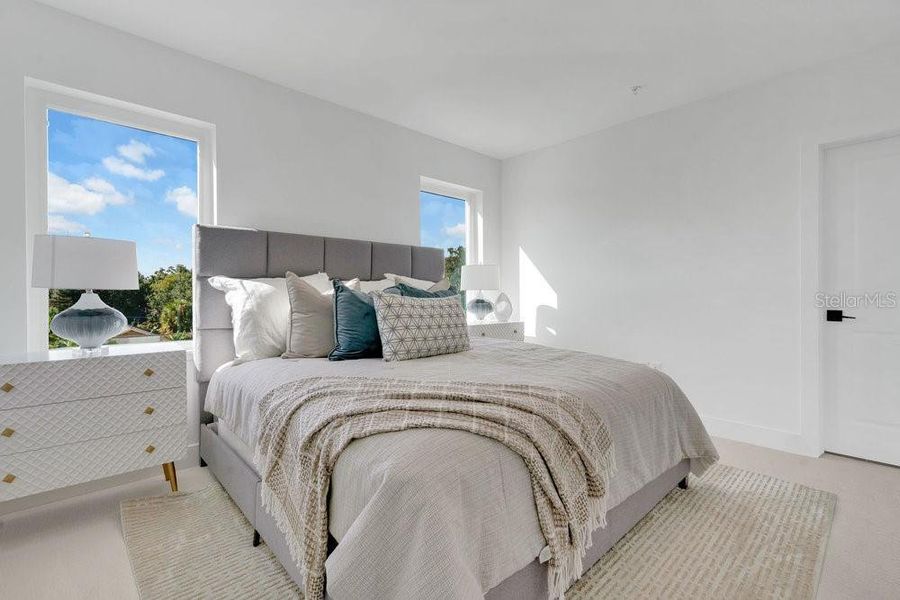 Furnished interior view inside a new home in , Orlando (Image 11).